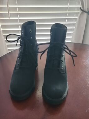 Timberland Black Lace-Up Ankle Boots